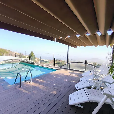 Chalet Veronica Candelaria